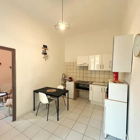 T2 Proche Centre Apartment