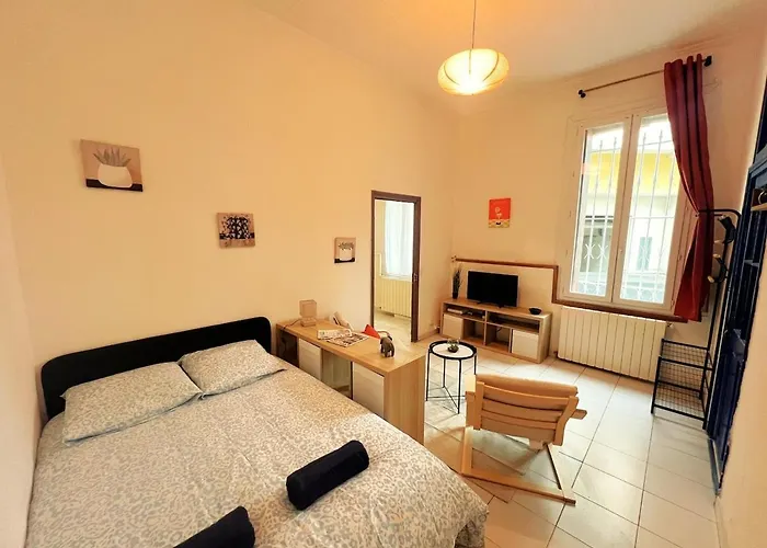 Apartment T2 Proche Centre Nimes